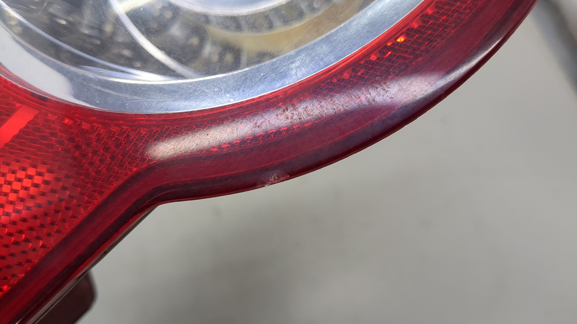 Фонарь задний правый