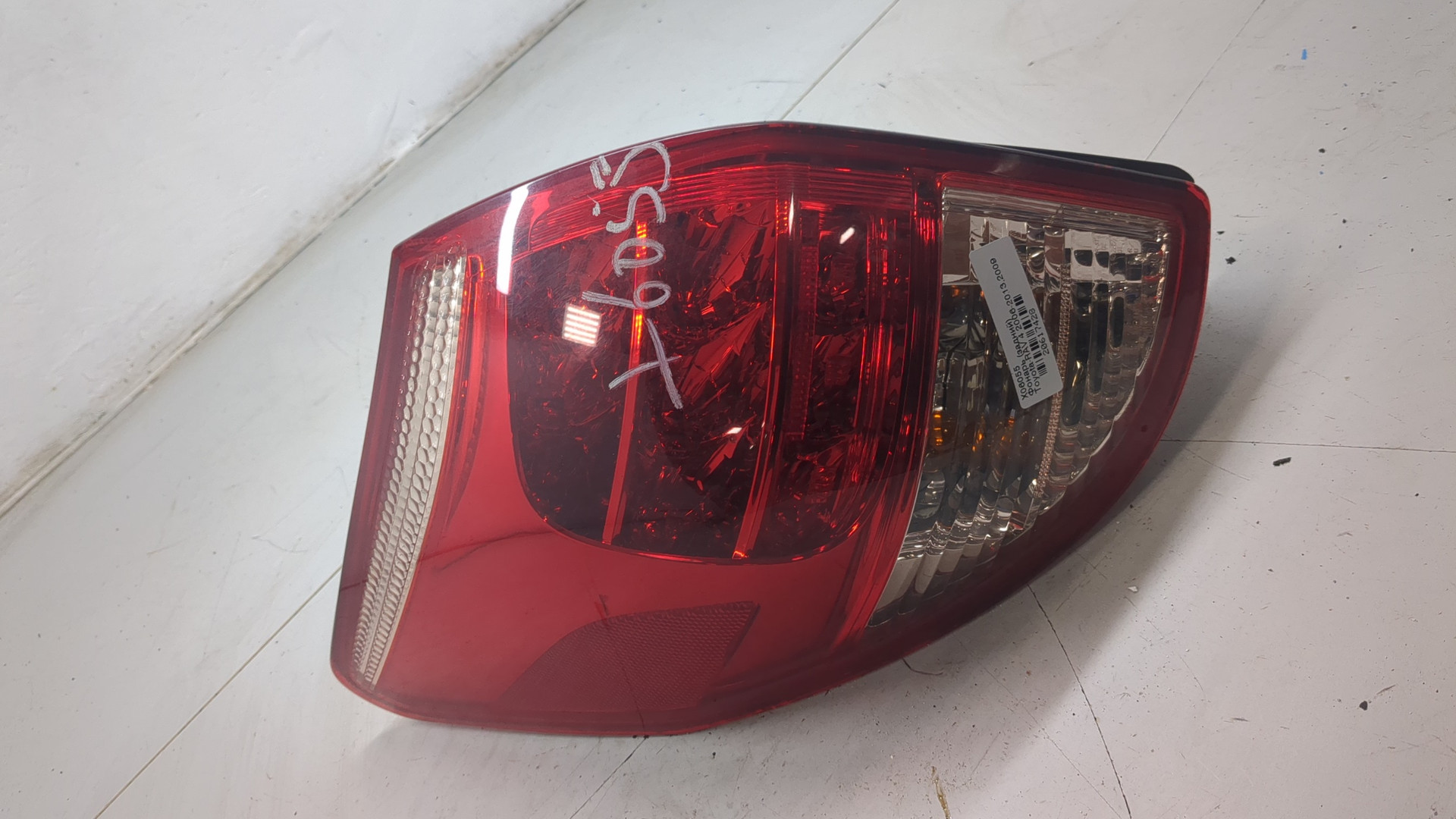 Фонарь задний левый