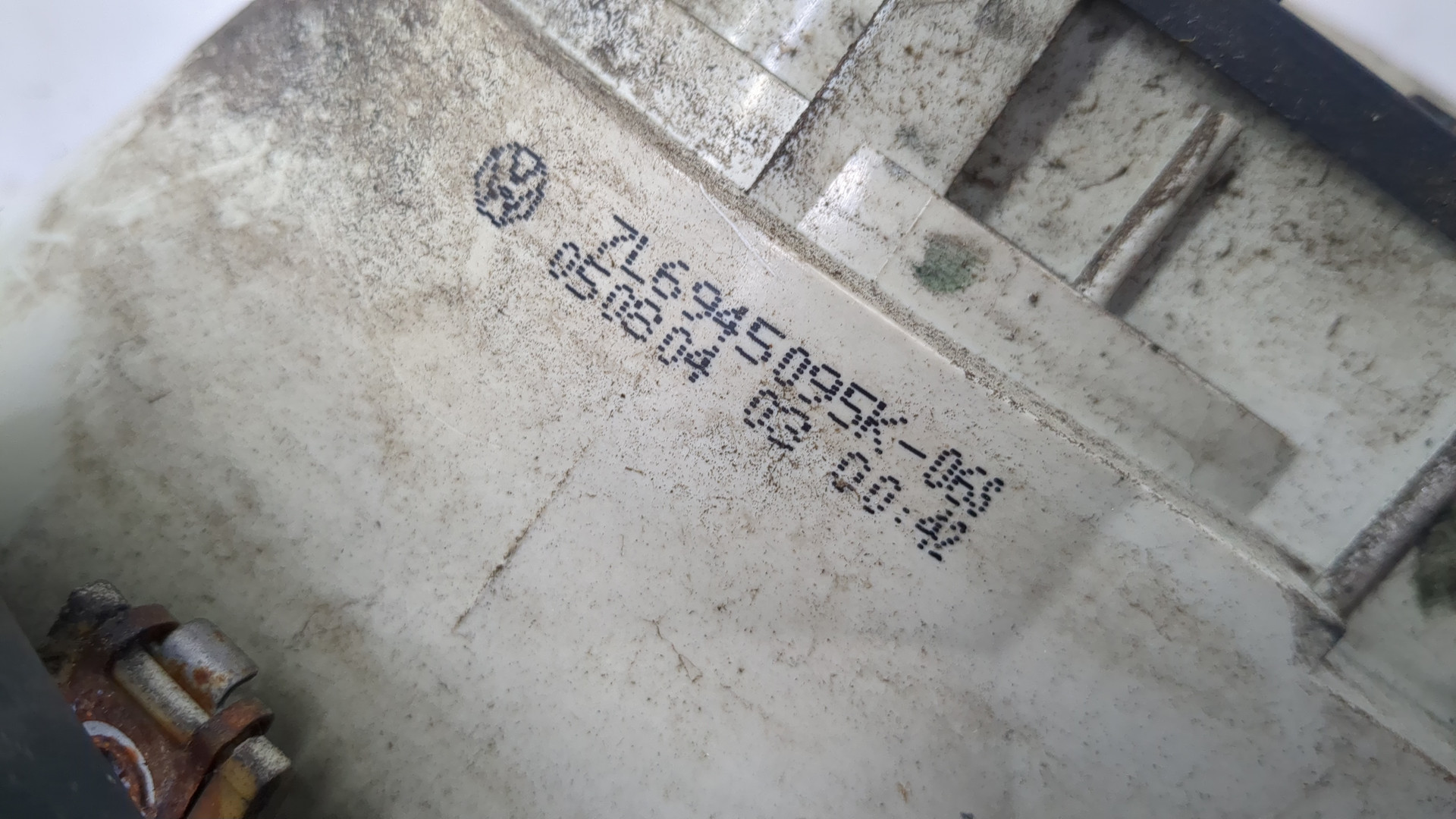 Фонарь задний левый