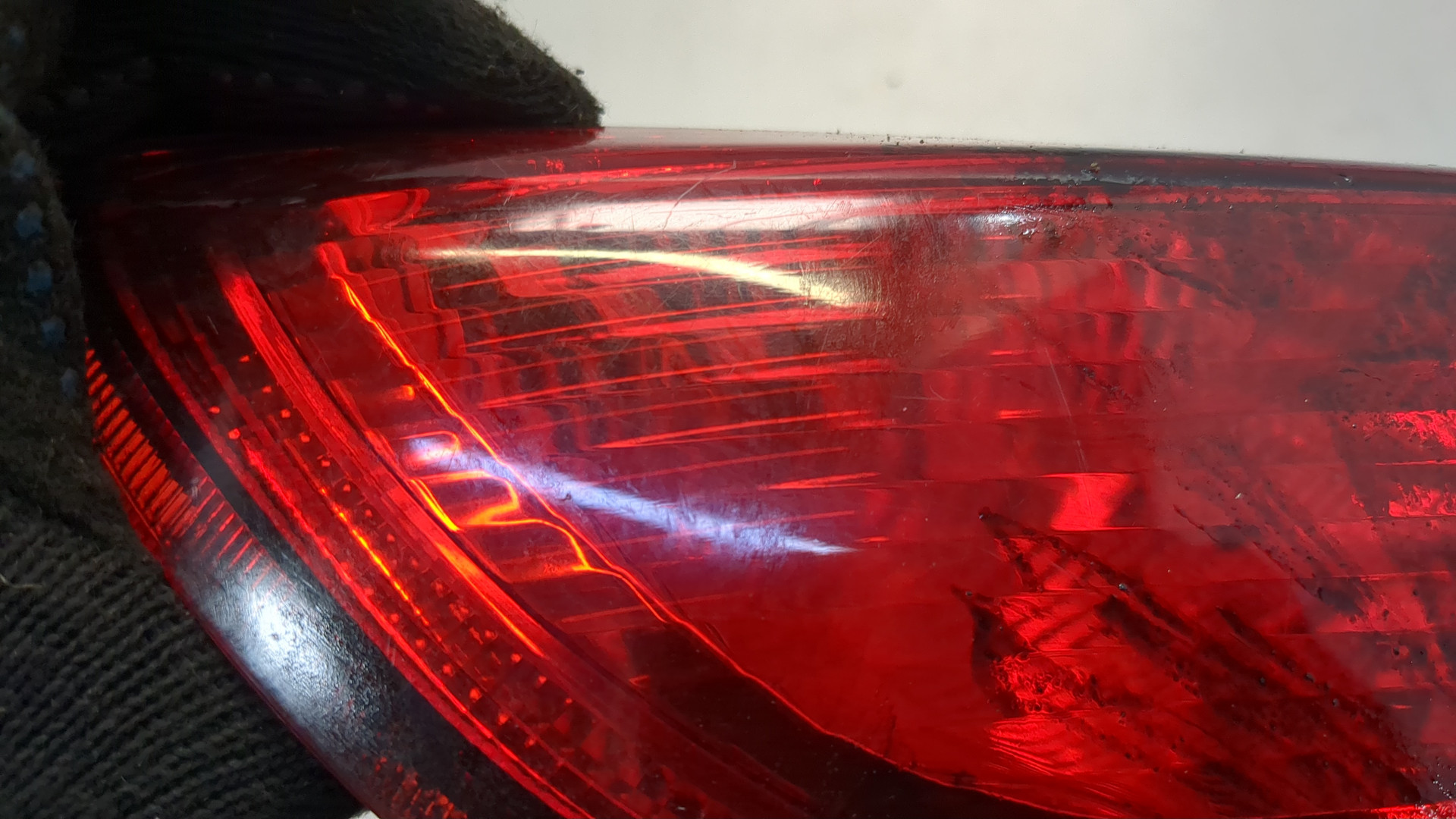 Фонарь задний правый