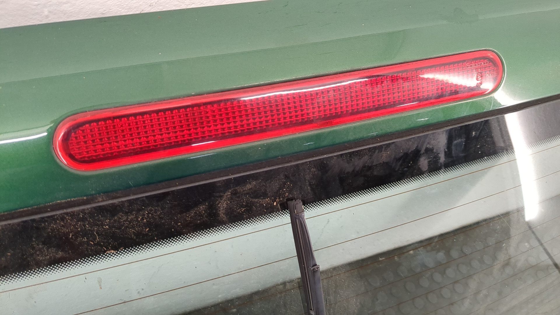 Дверь багажника