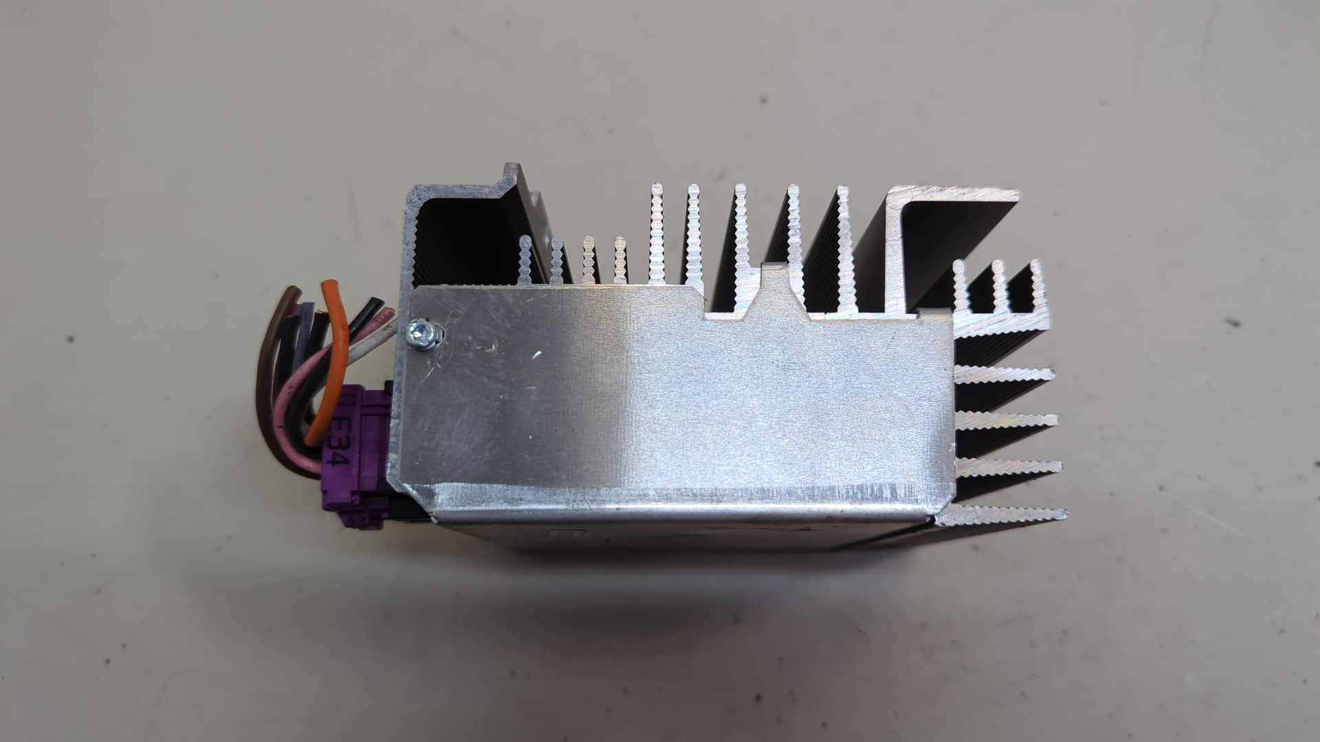 Преобразователь напряжения (адаптер)