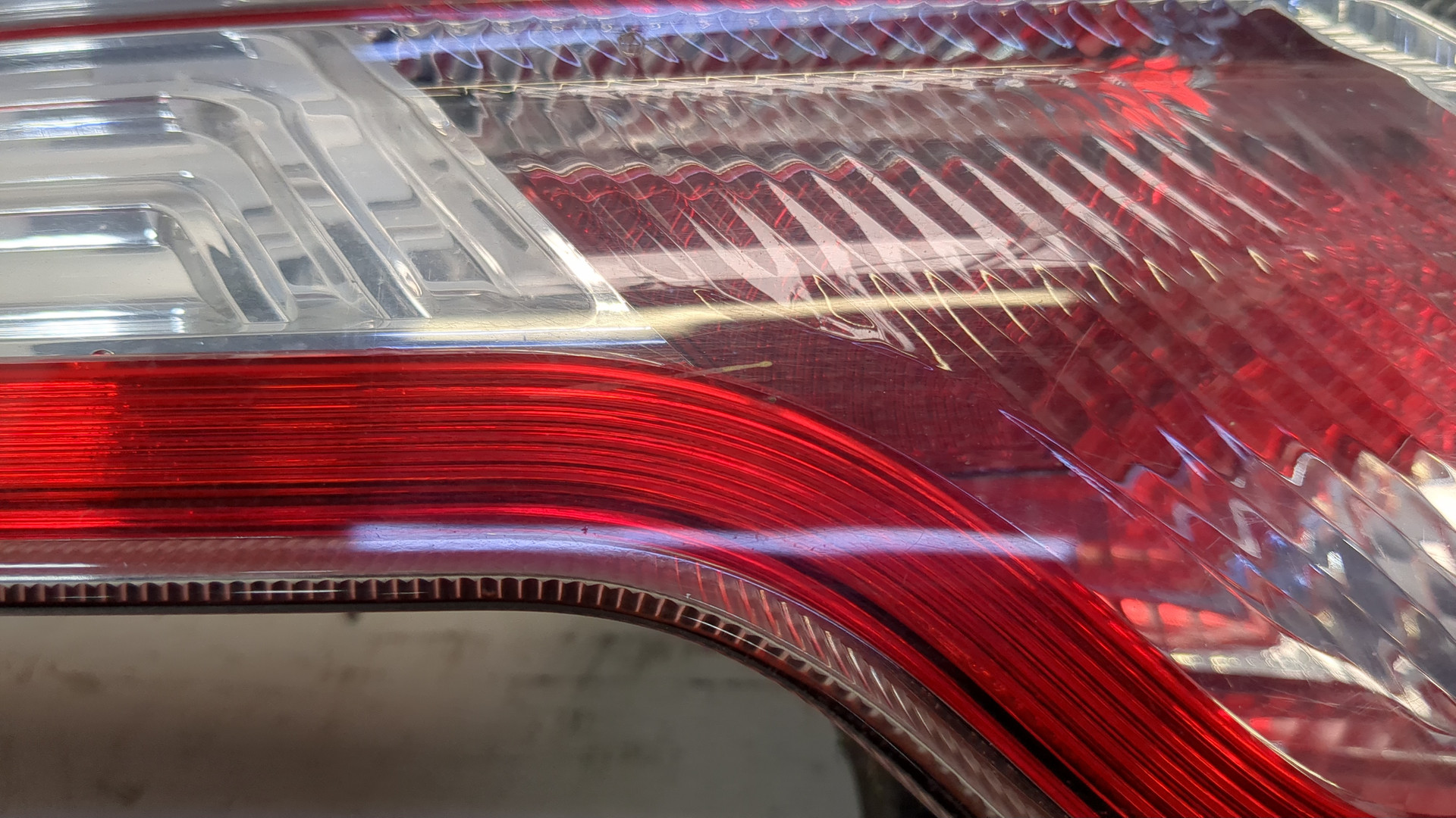 Фонарь задний правый