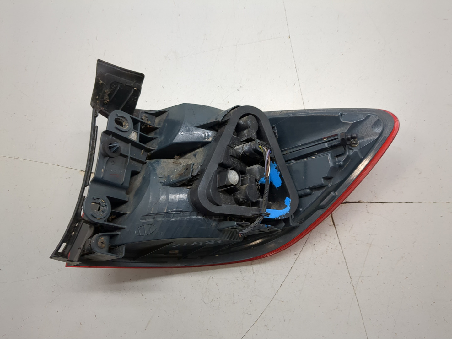 Фонарь задний левый