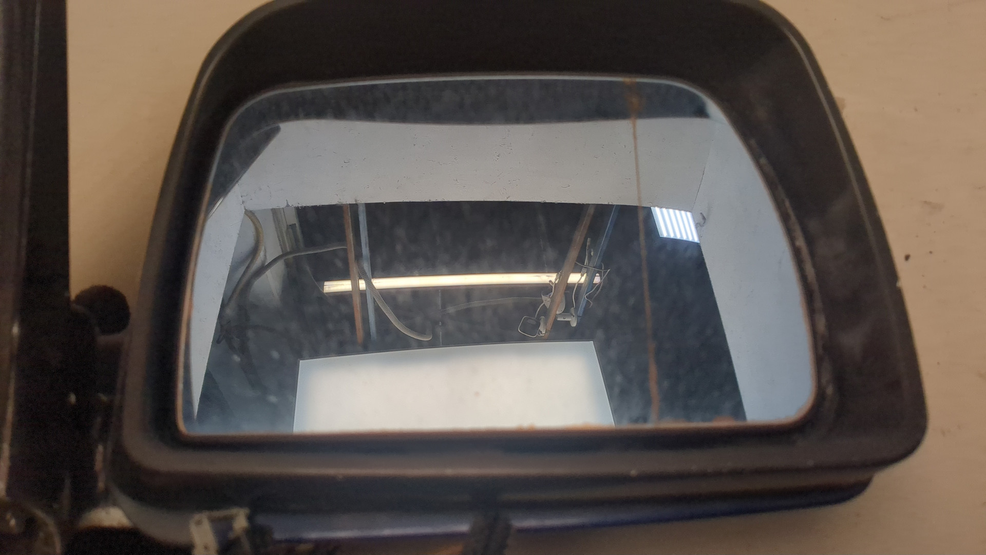 Зеркало правое электрическое