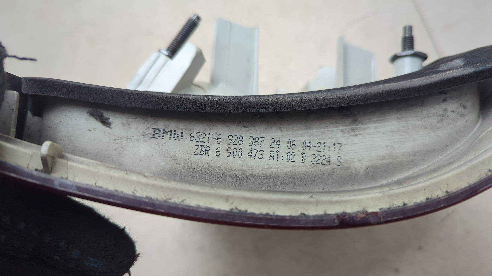 Фонарь задний левый