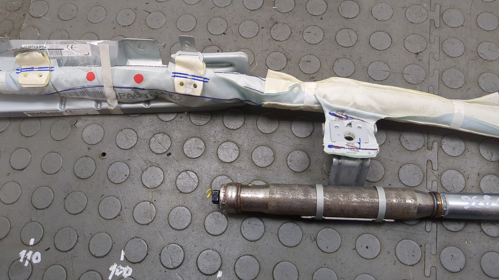 Подушка безопасности боковая (шторка)