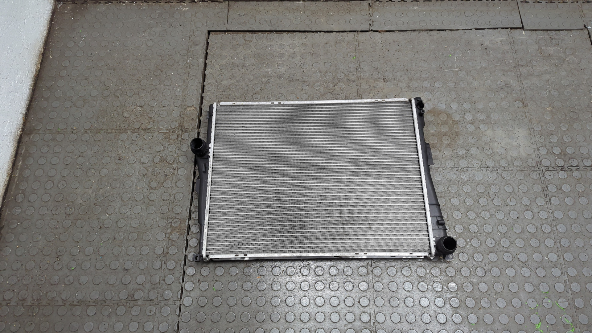 Радиатор охлаждения двигателя основной