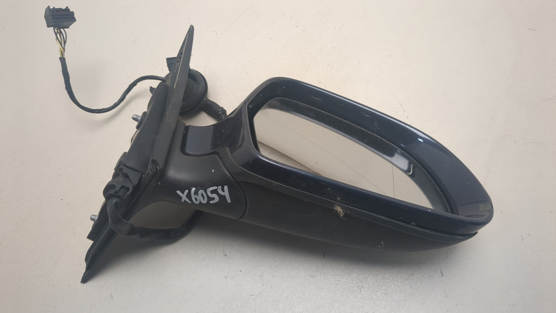 Зеркало правое электрическое