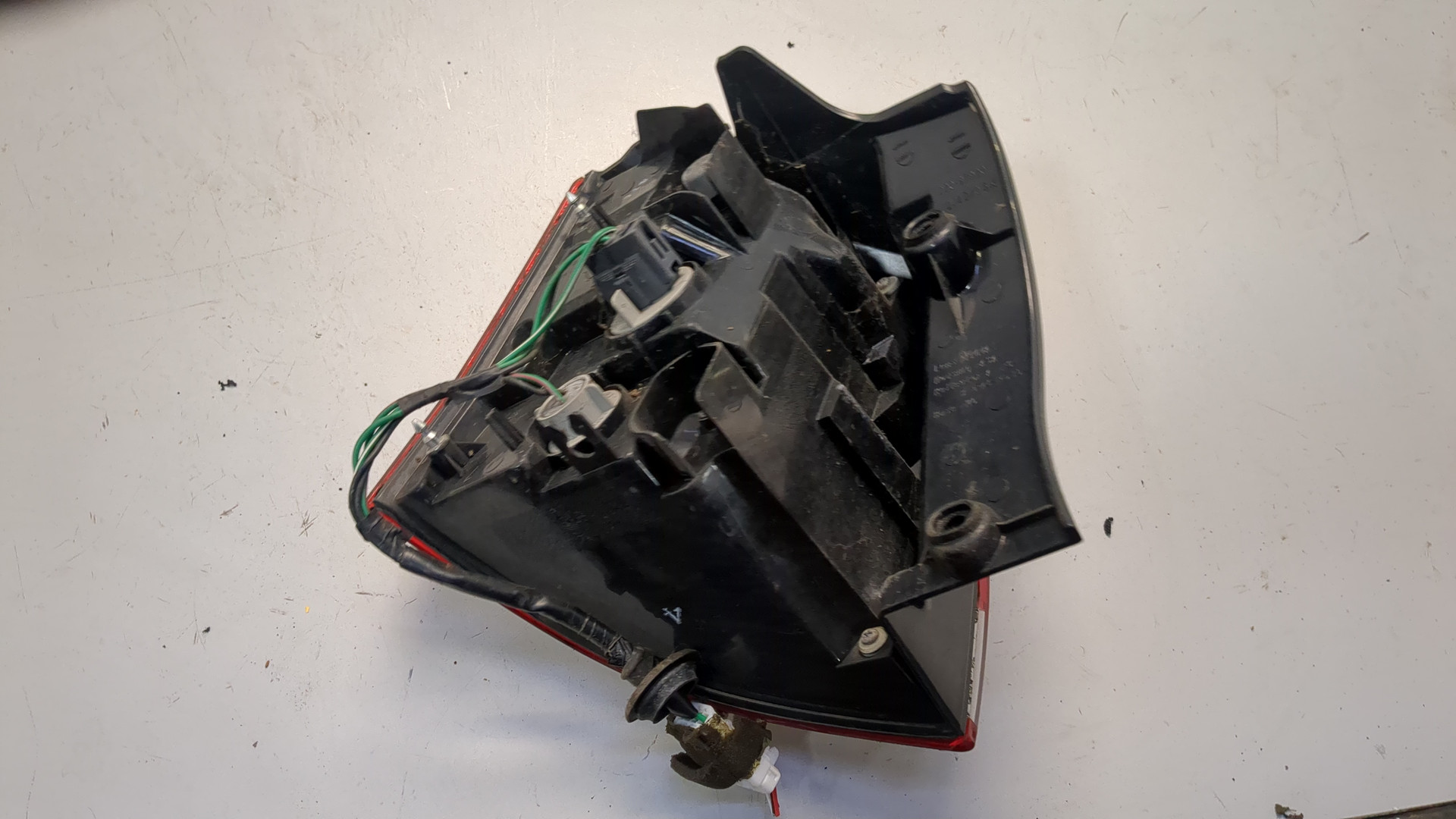 Фонарь задний правый