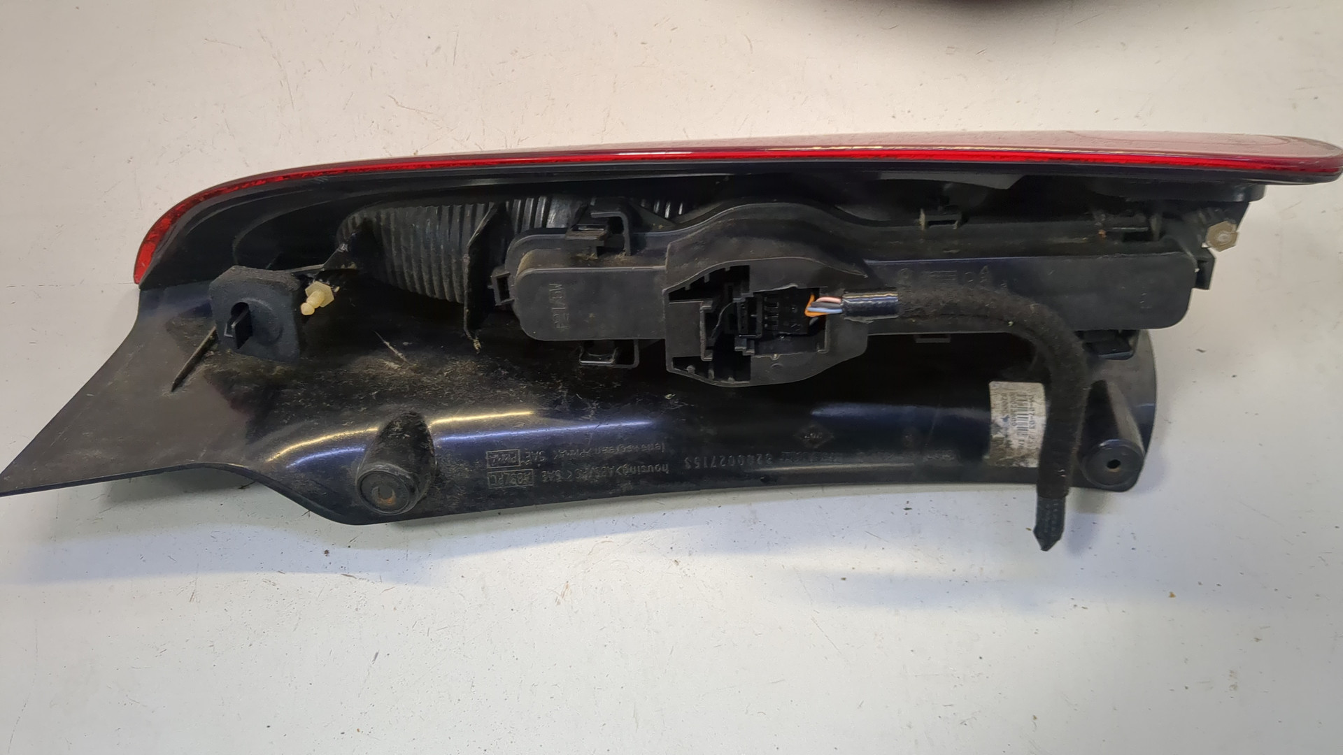 Фонарь задний левый