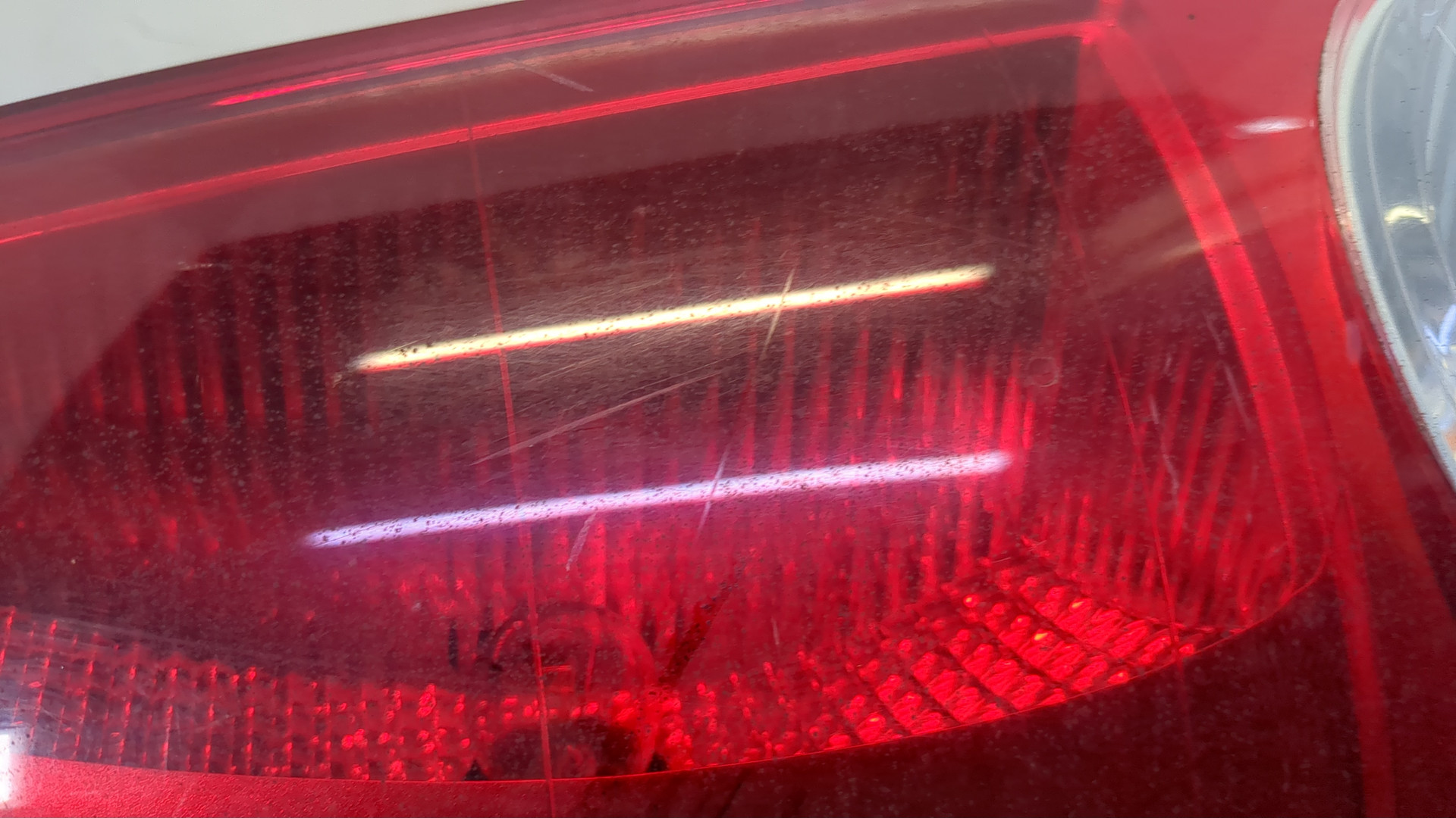 Фонарь задний левый