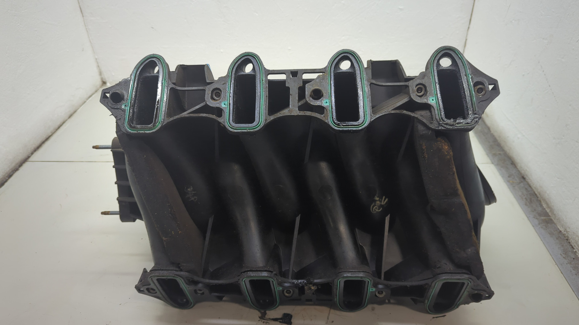 Коллектор впускной