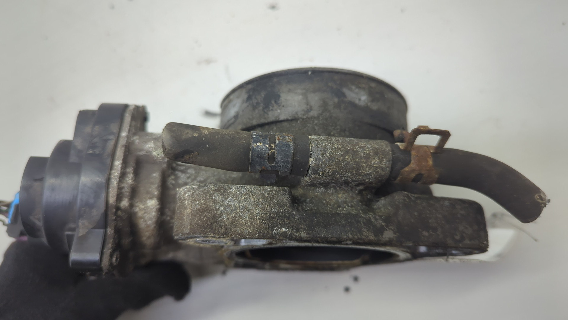 Заслонка дроссельная электрическая