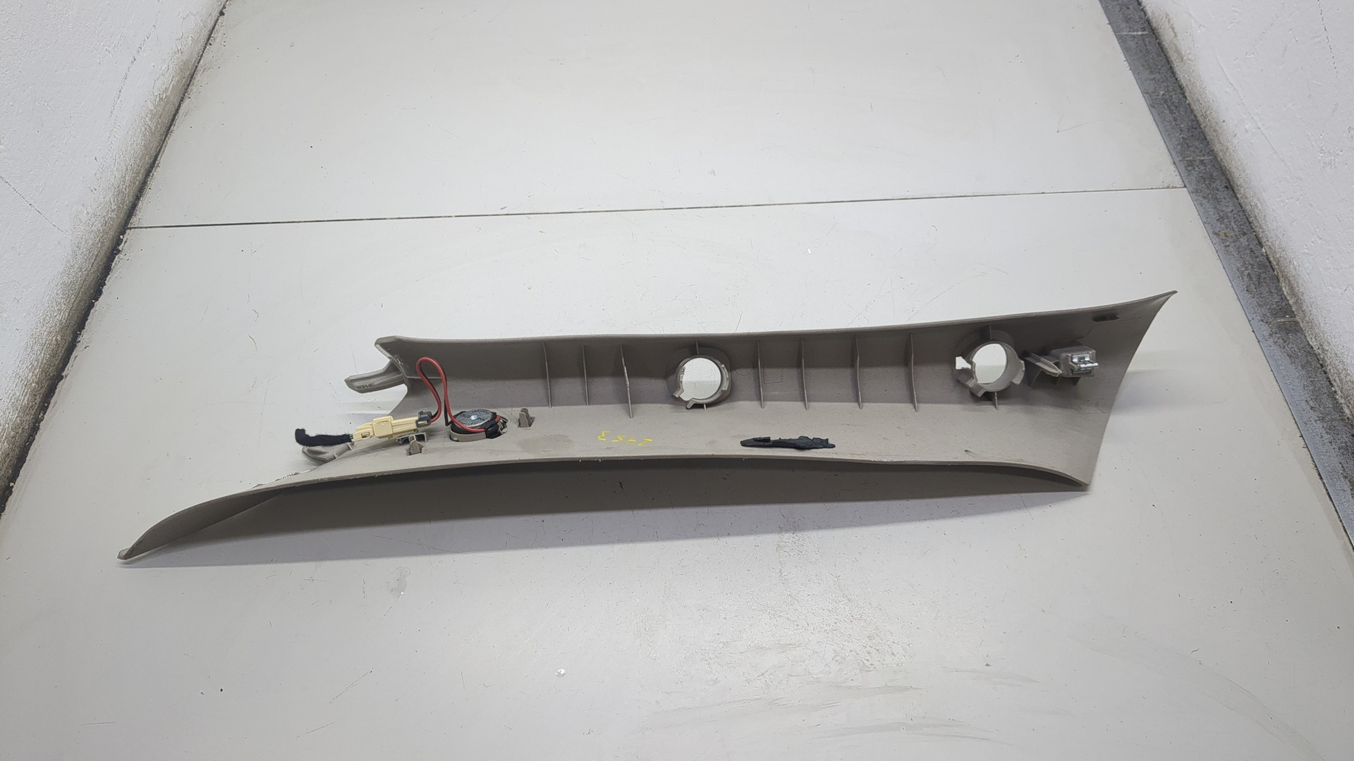 Обшивка стойки