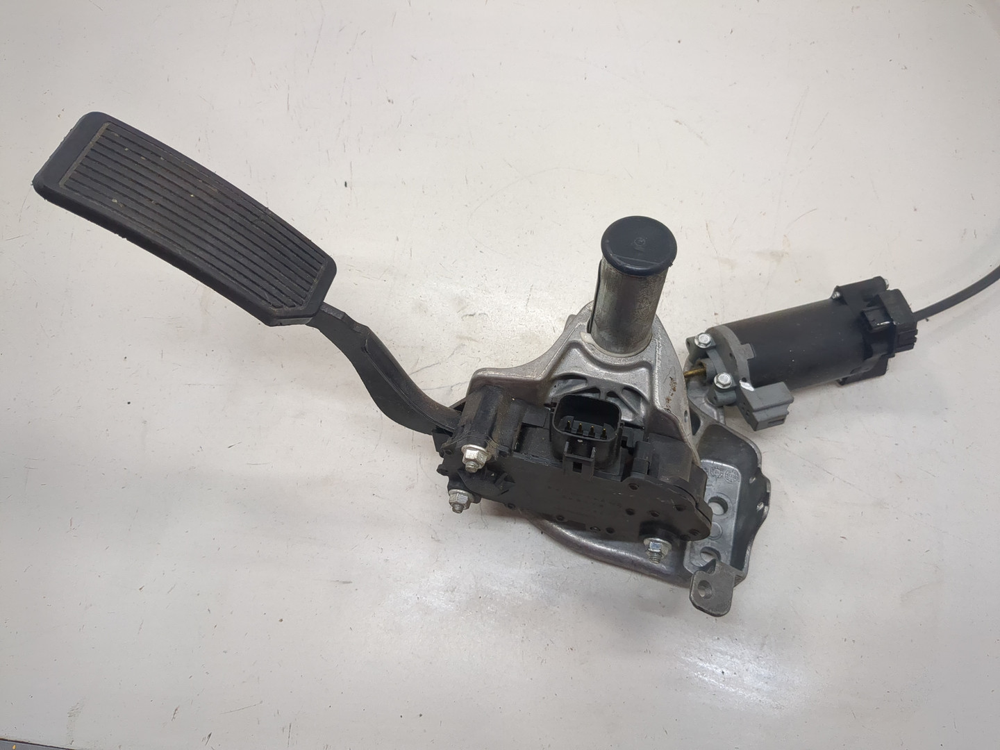 Педаль газа