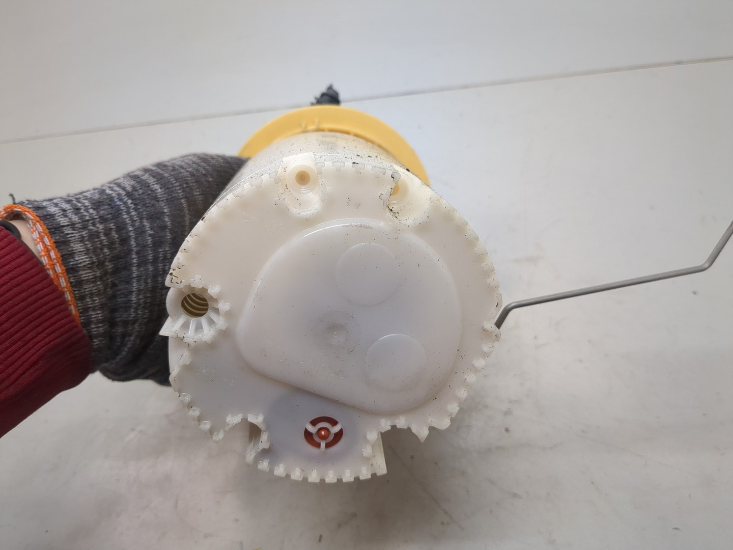 Насос топливный электрический