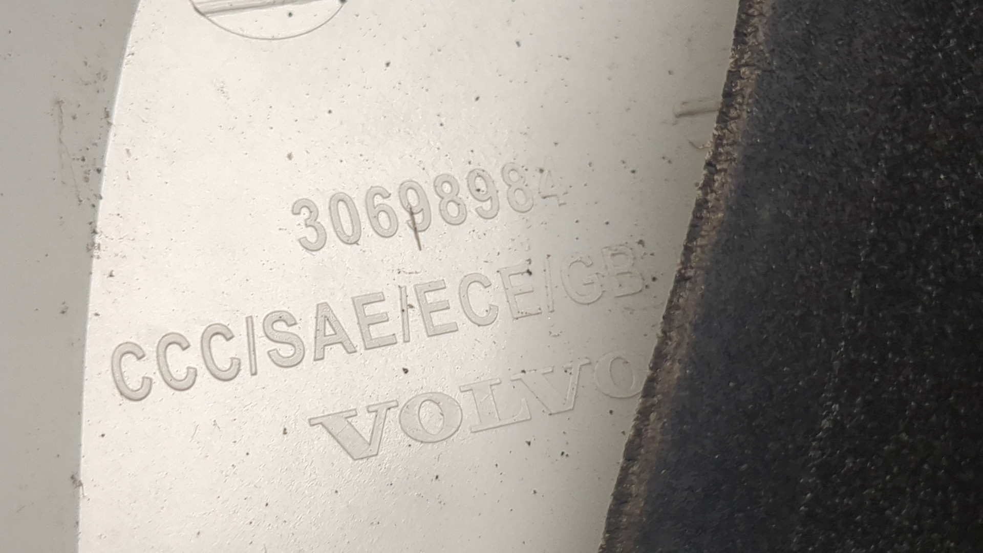 Фонарь задний правый