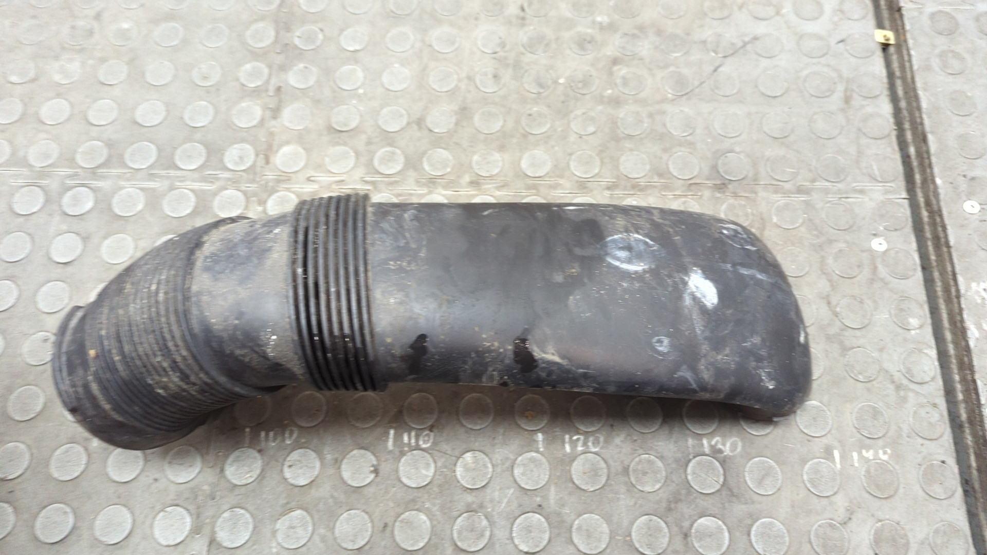 Патрубок воздушного фильтра