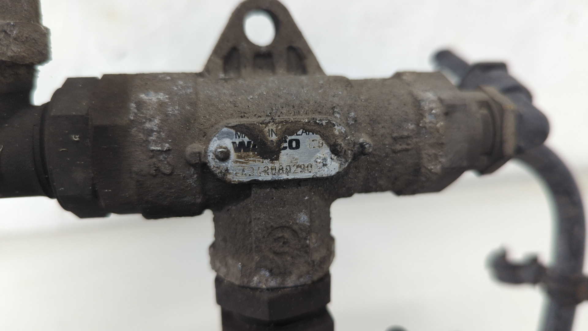 Кран нагрузочный