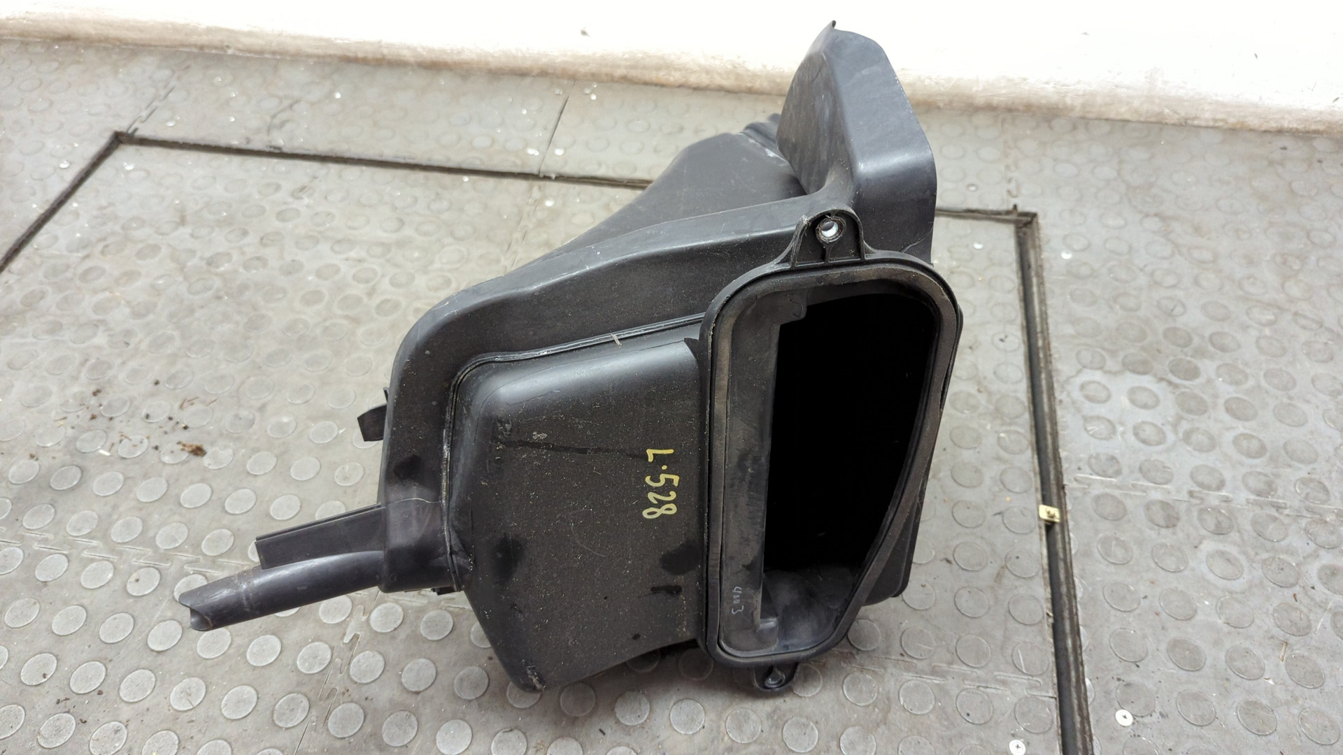 Воздухозаборник (внутри)