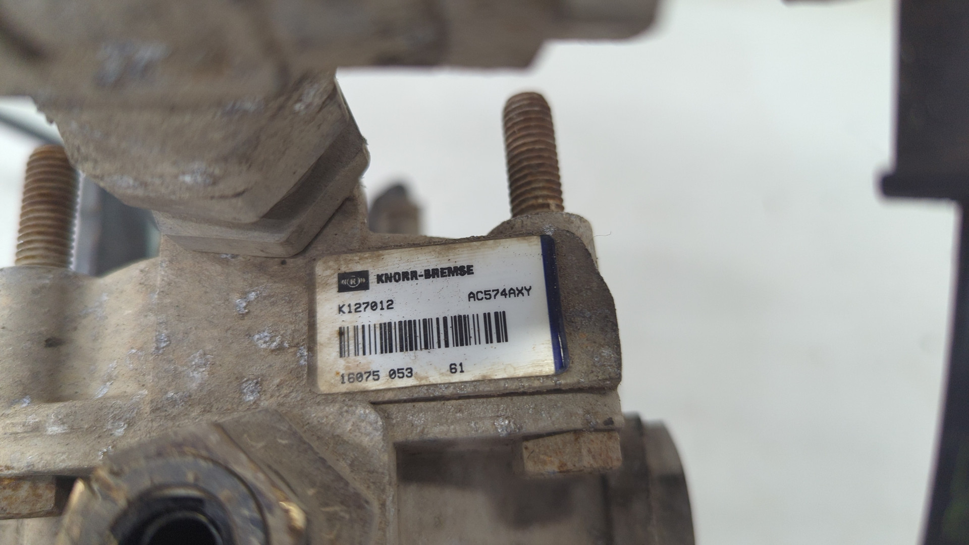 Кран нагрузочный