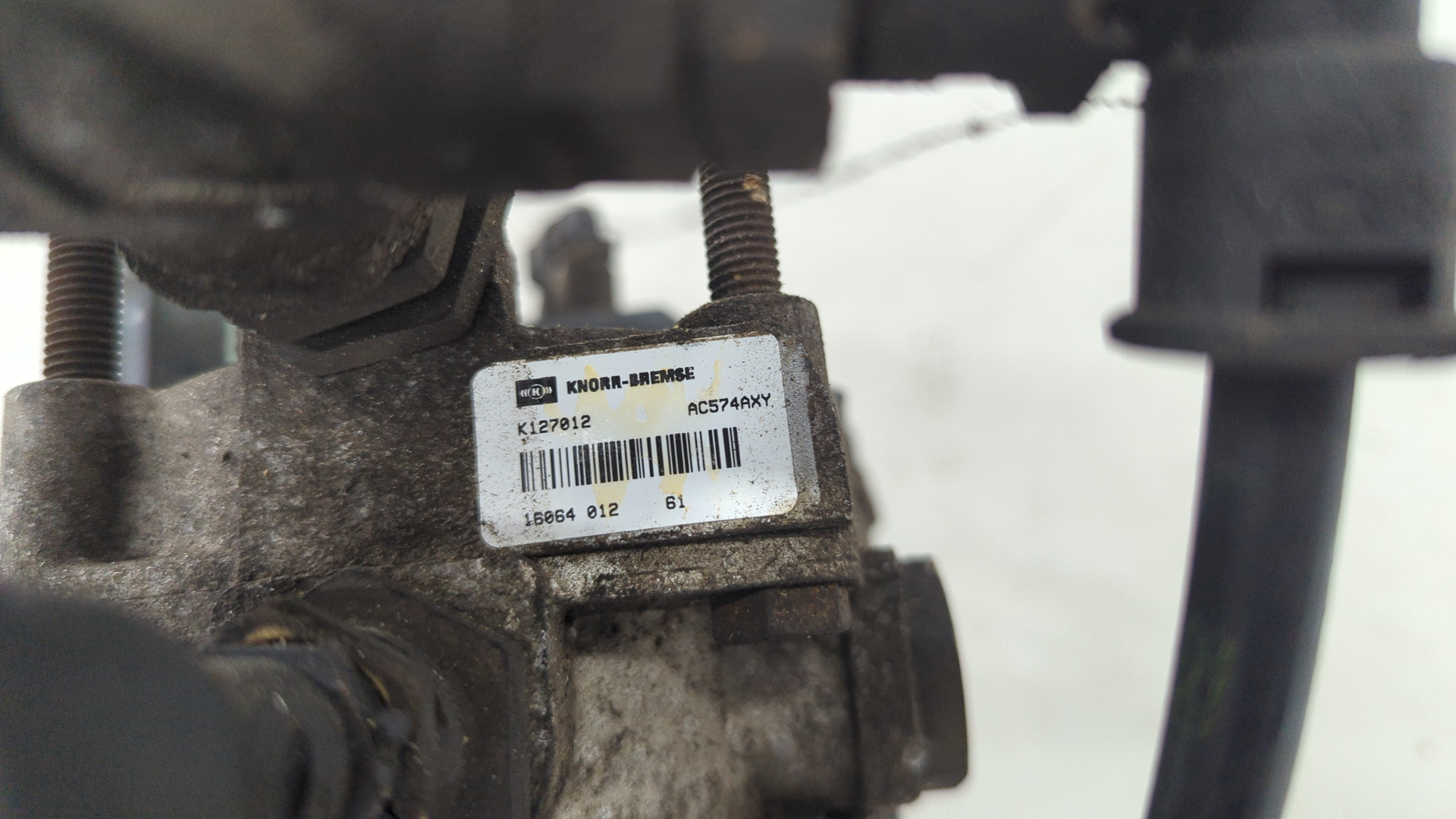 Кран нагрузочный