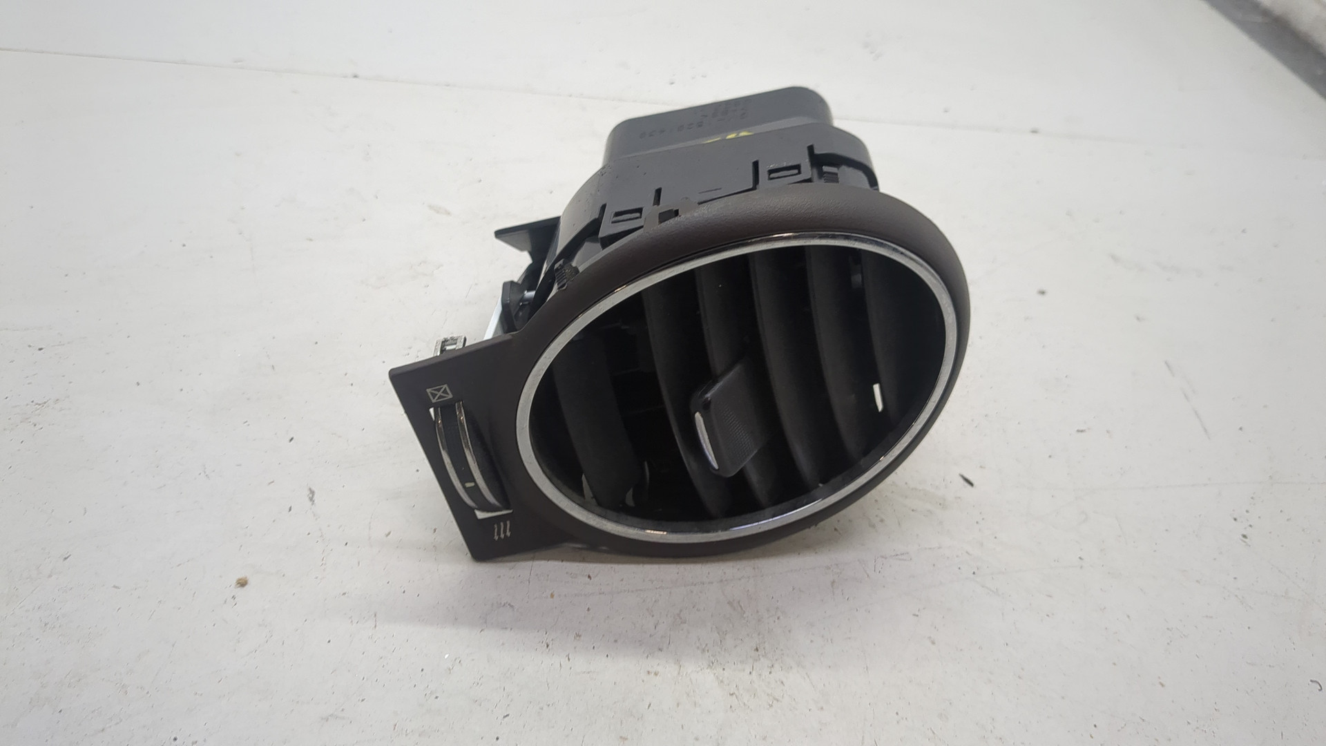 Дефлектор воздушный