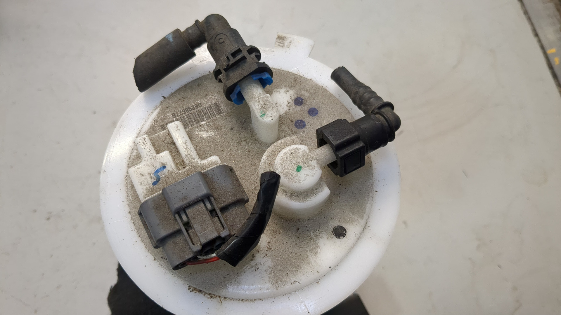 Насос топливный электрический