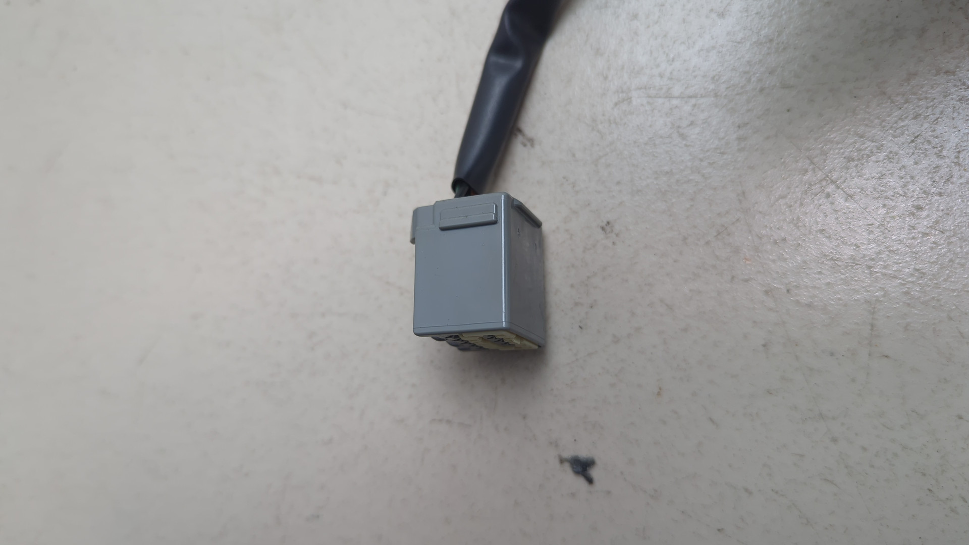 Зеркало левое электрическое