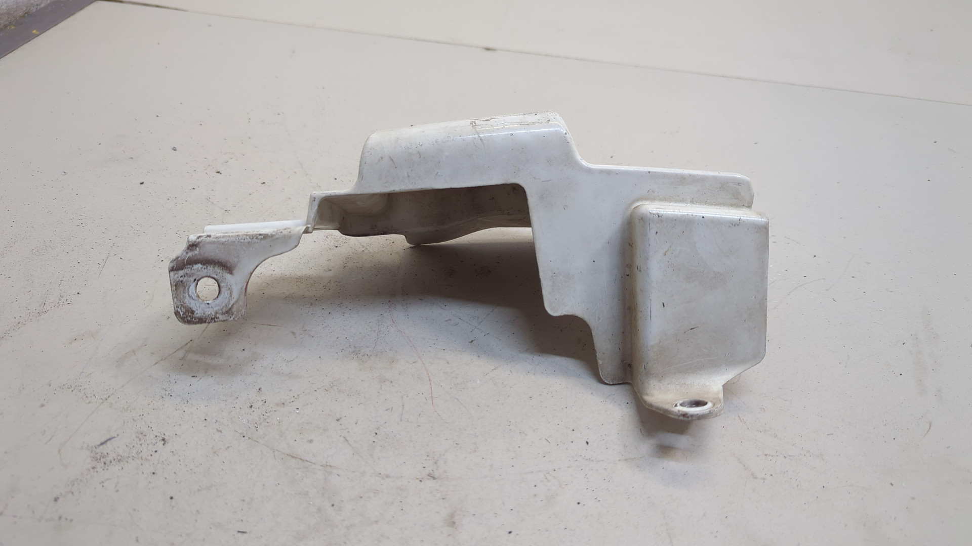 Накладка двери передней правой