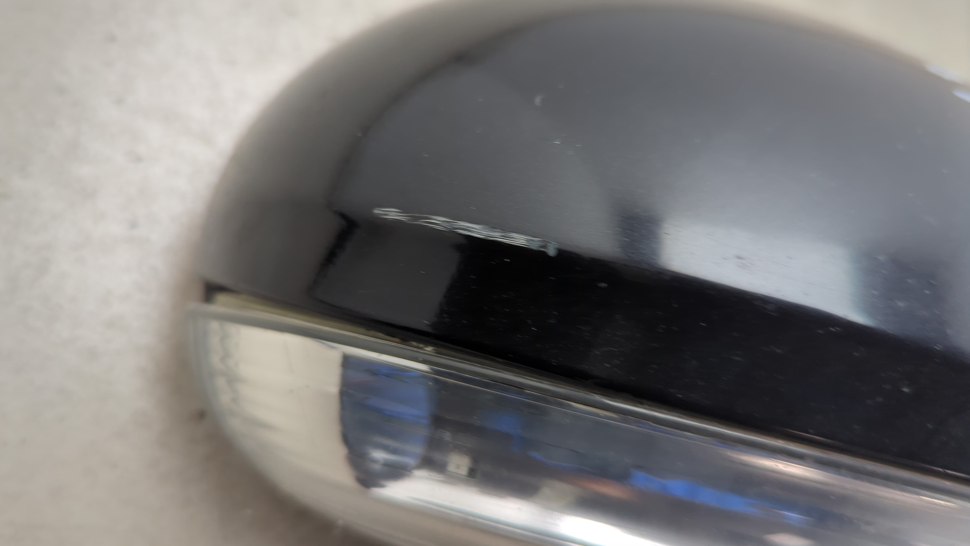 Зеркало правое электрическое