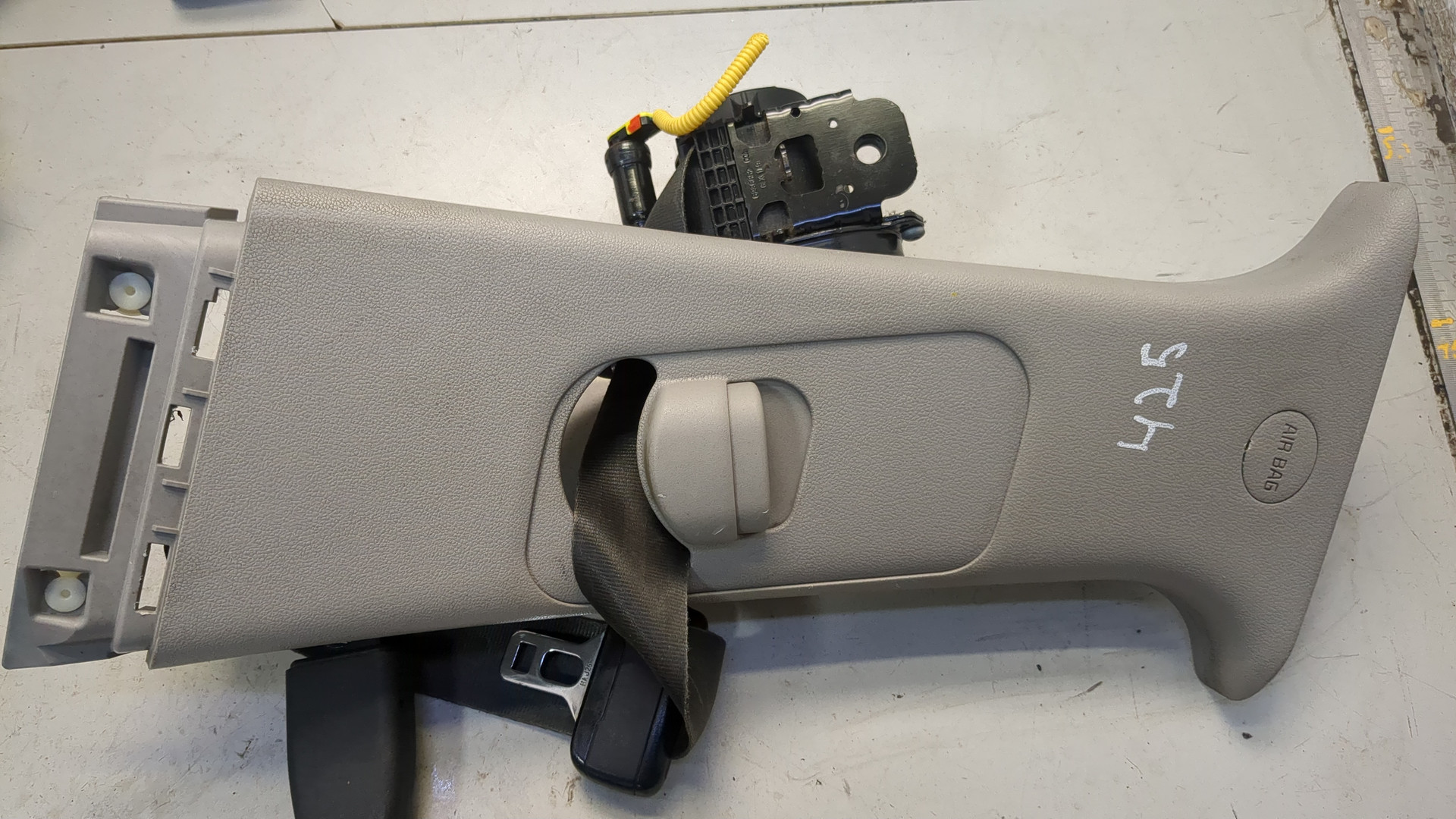 Ремень безопасности