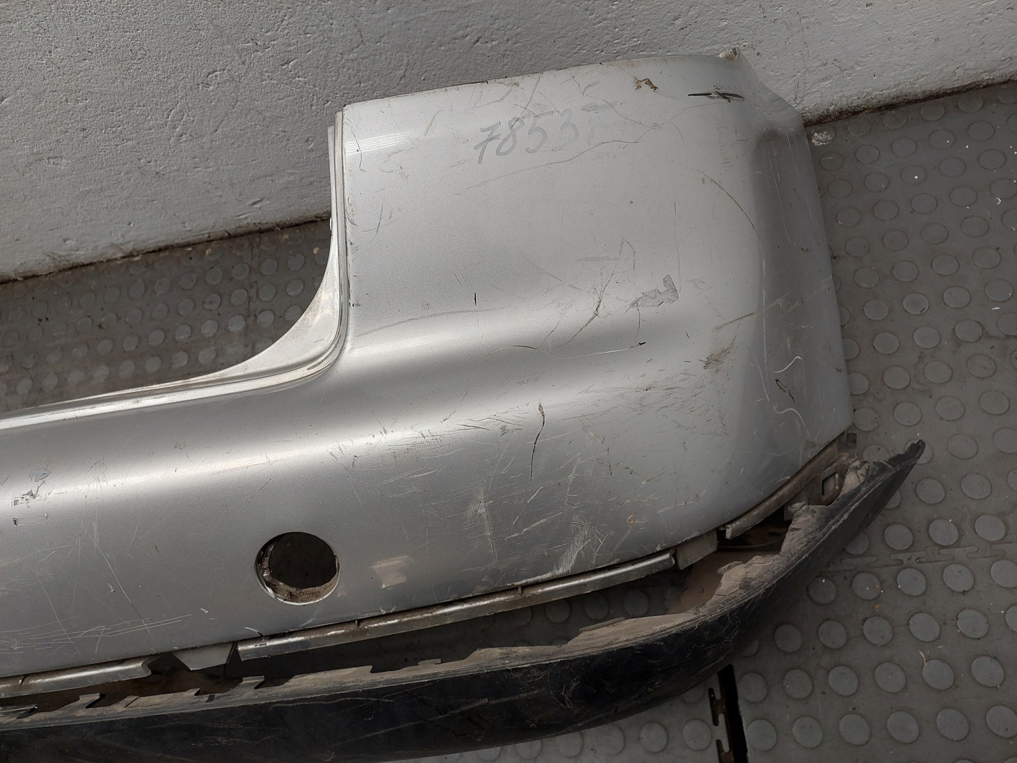 Бампер задний