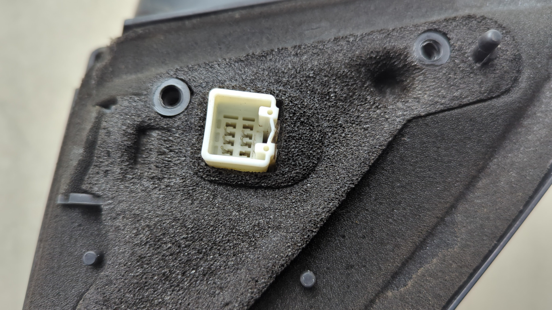 Зеркало левое электрическое