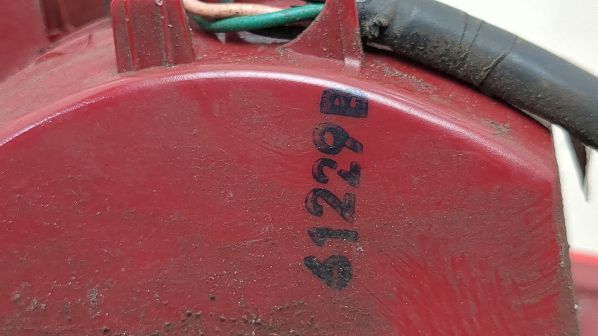 Фонарь задний левый