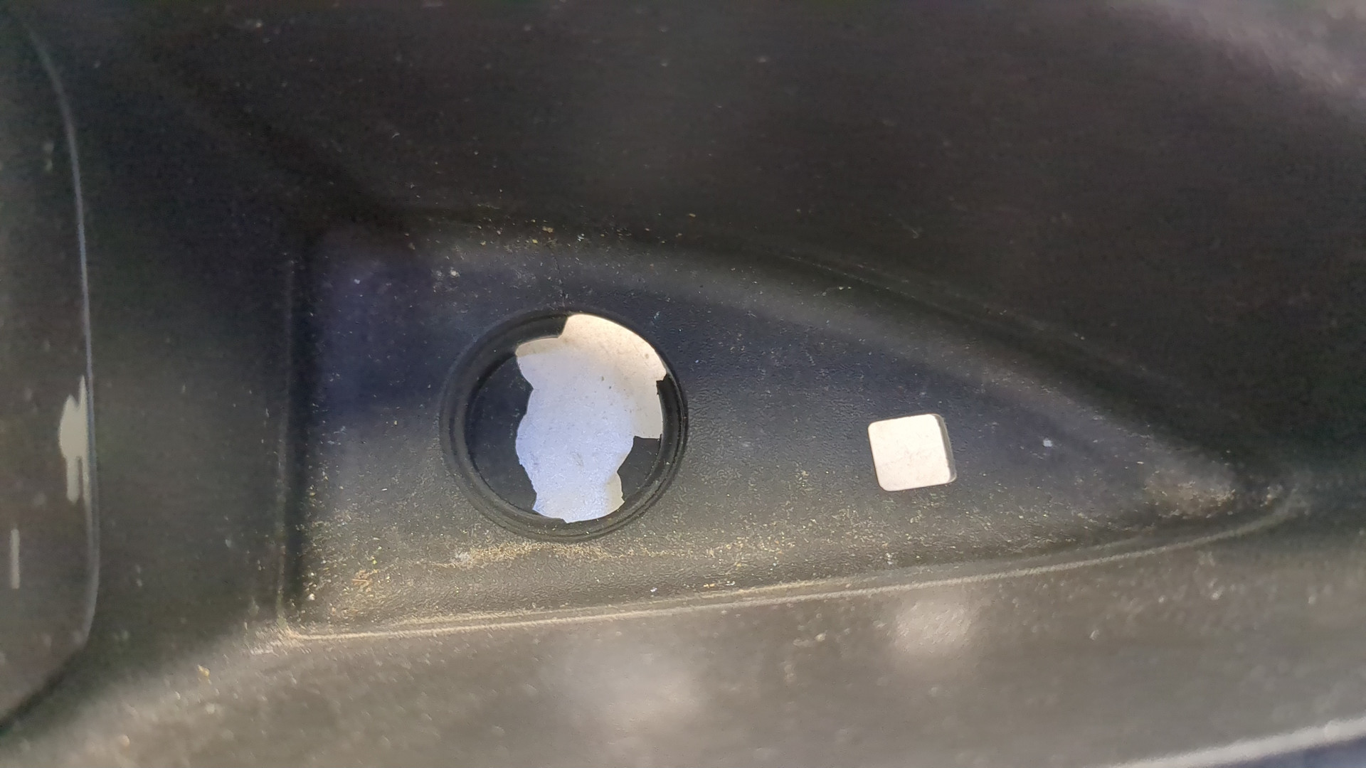 Кнопка стеклоподъемника