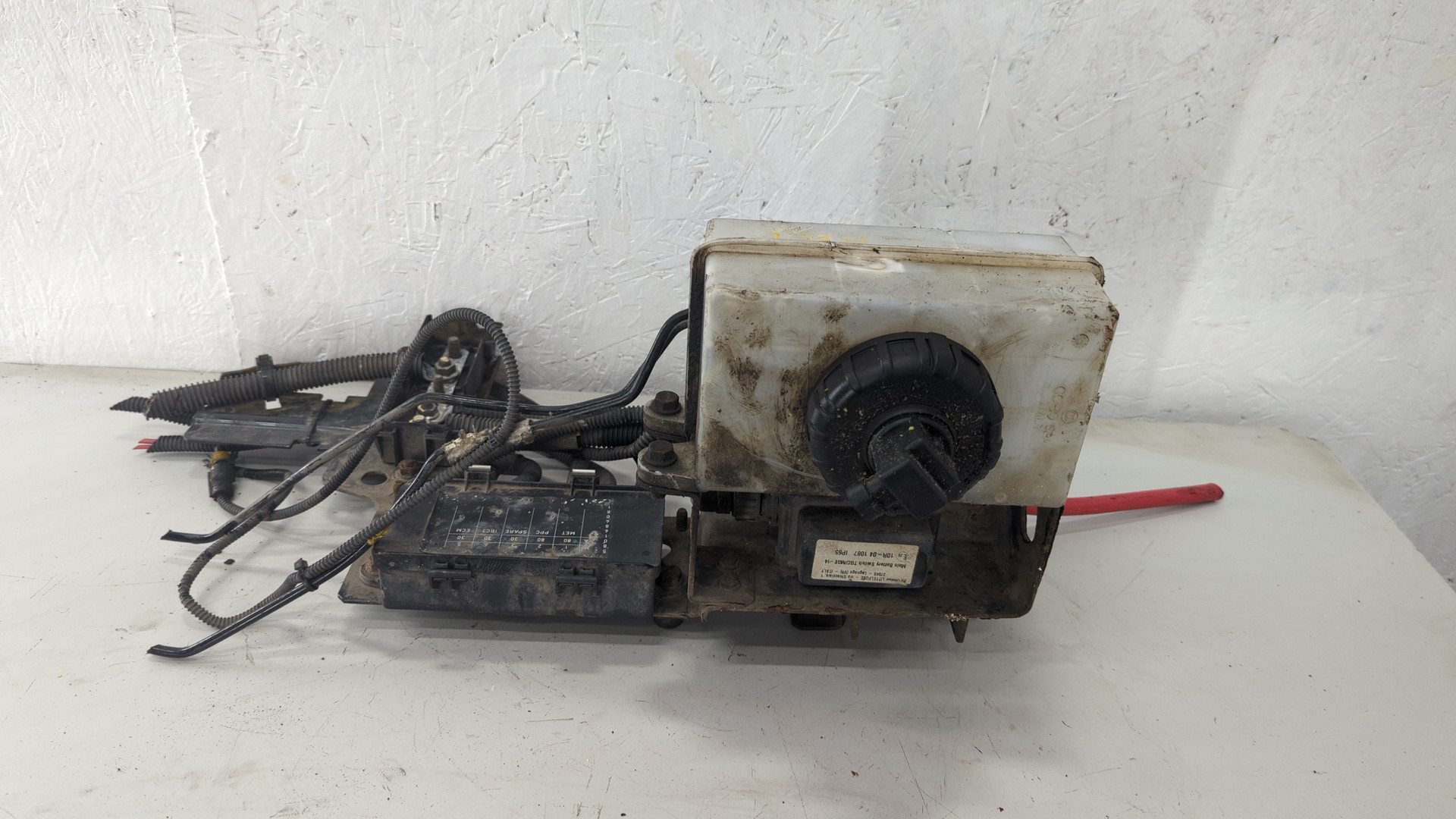 Выключатель массы