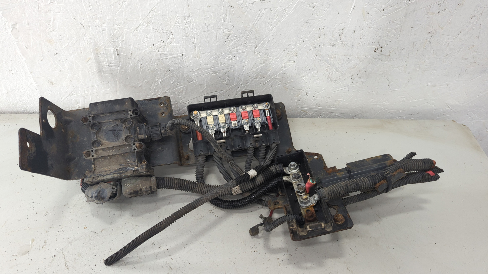 Выключатель массы