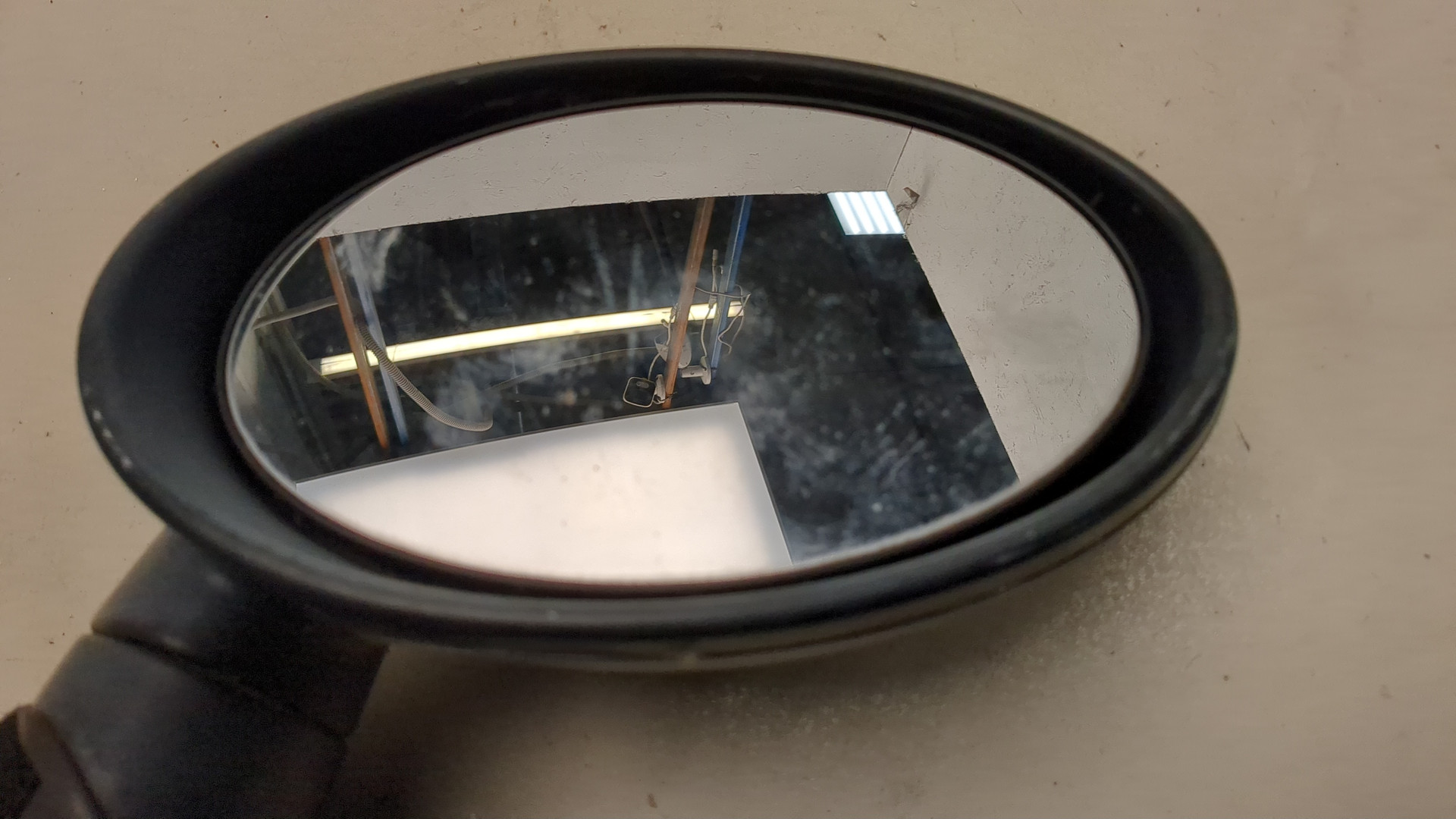 Зеркало правое электрическое