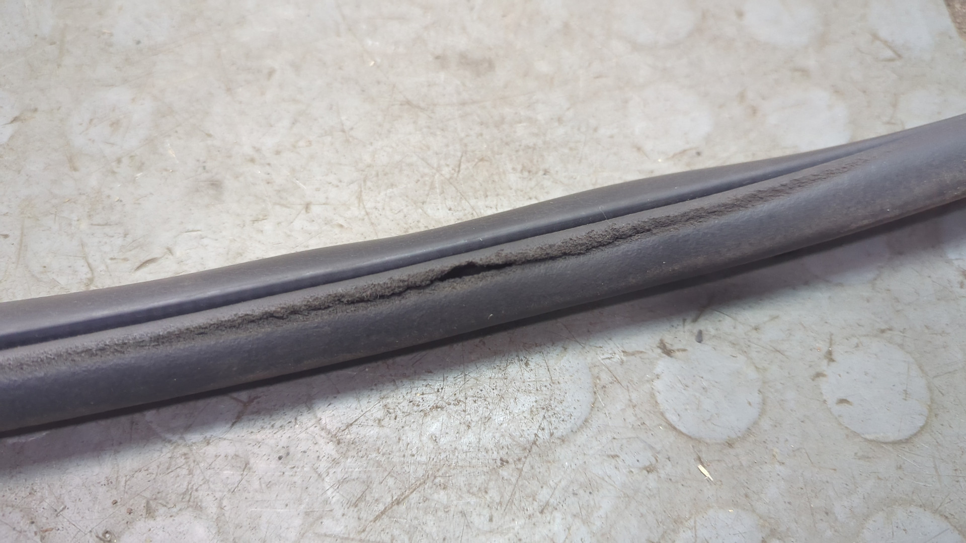 Уплотнитель