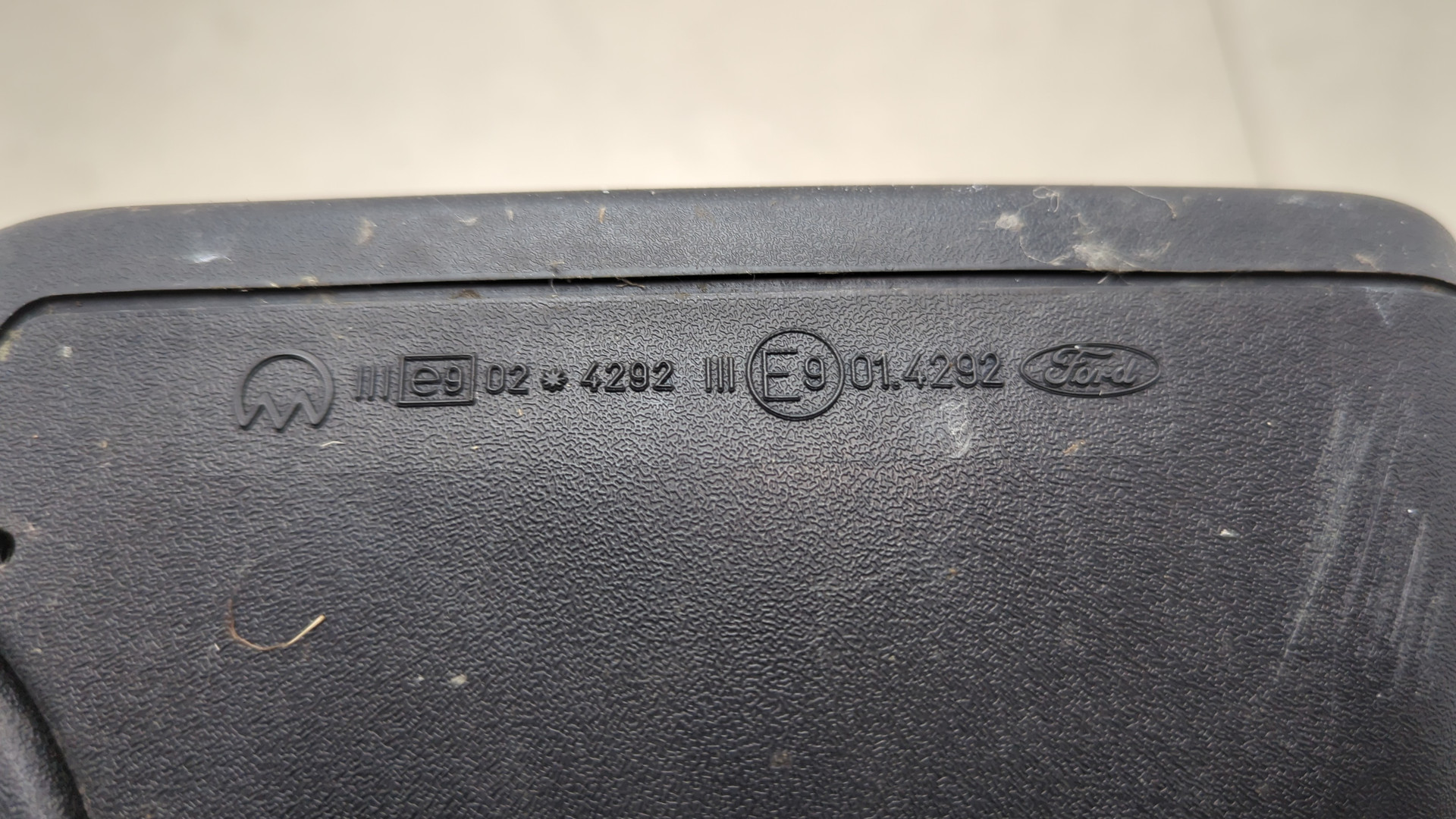 Зеркало правое электрическое