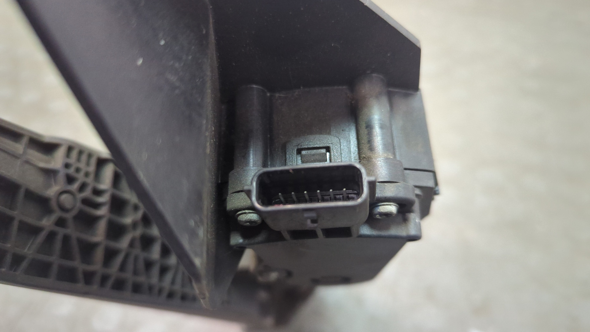 Педаль газа