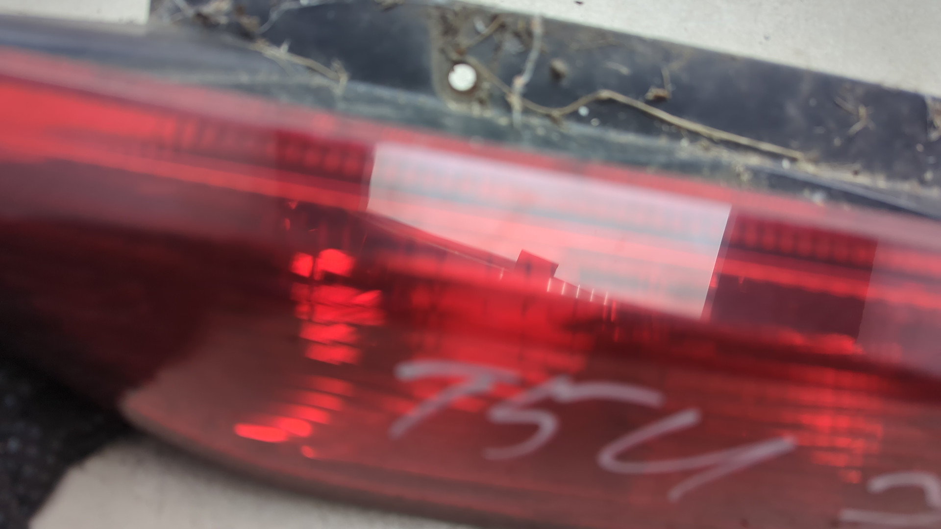 Фонарь задний правый