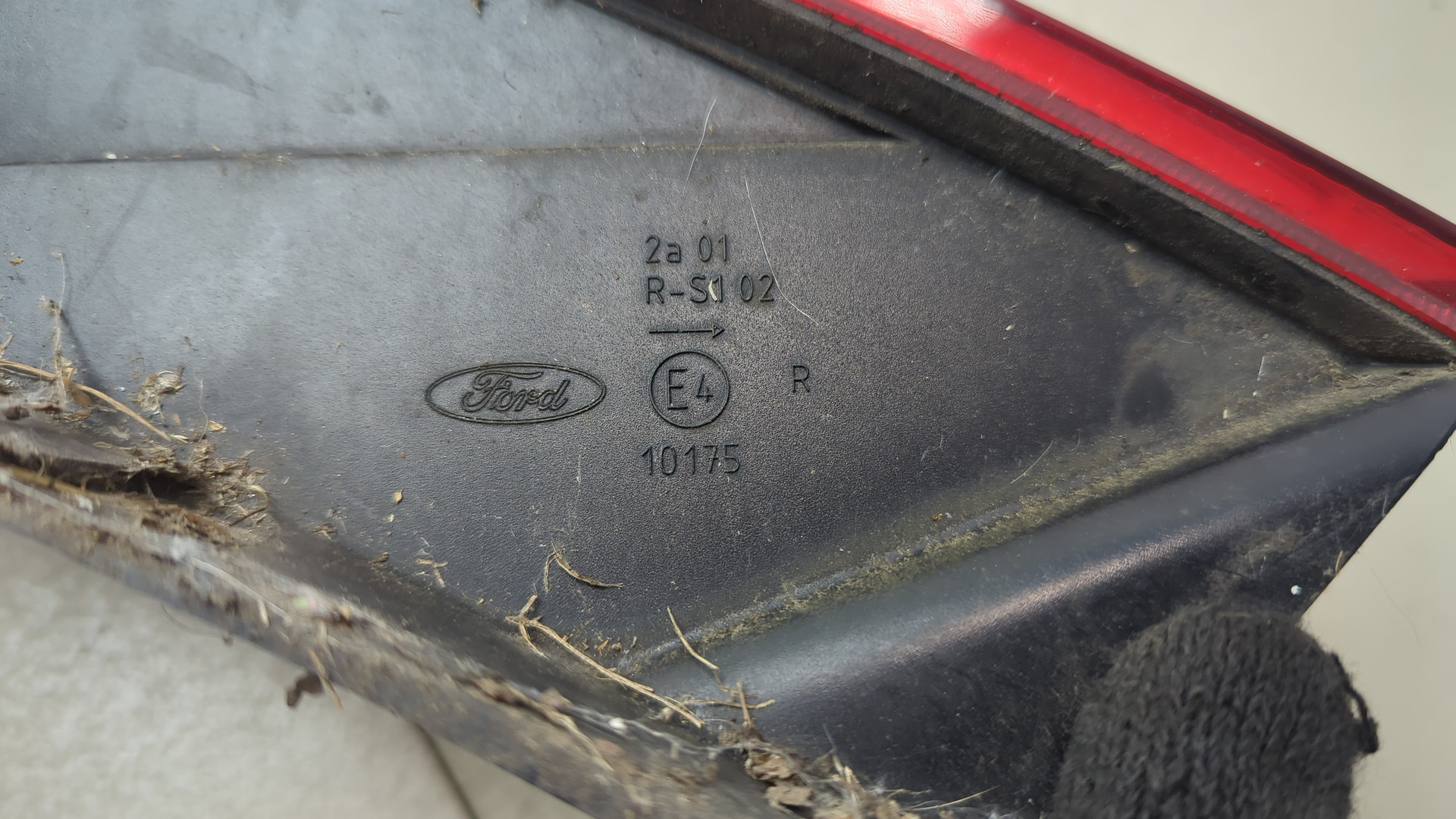 Фонарь задний правый