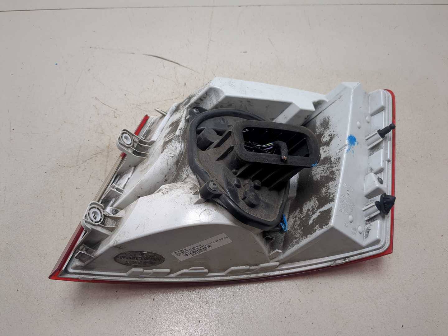 Фонарь задний левый