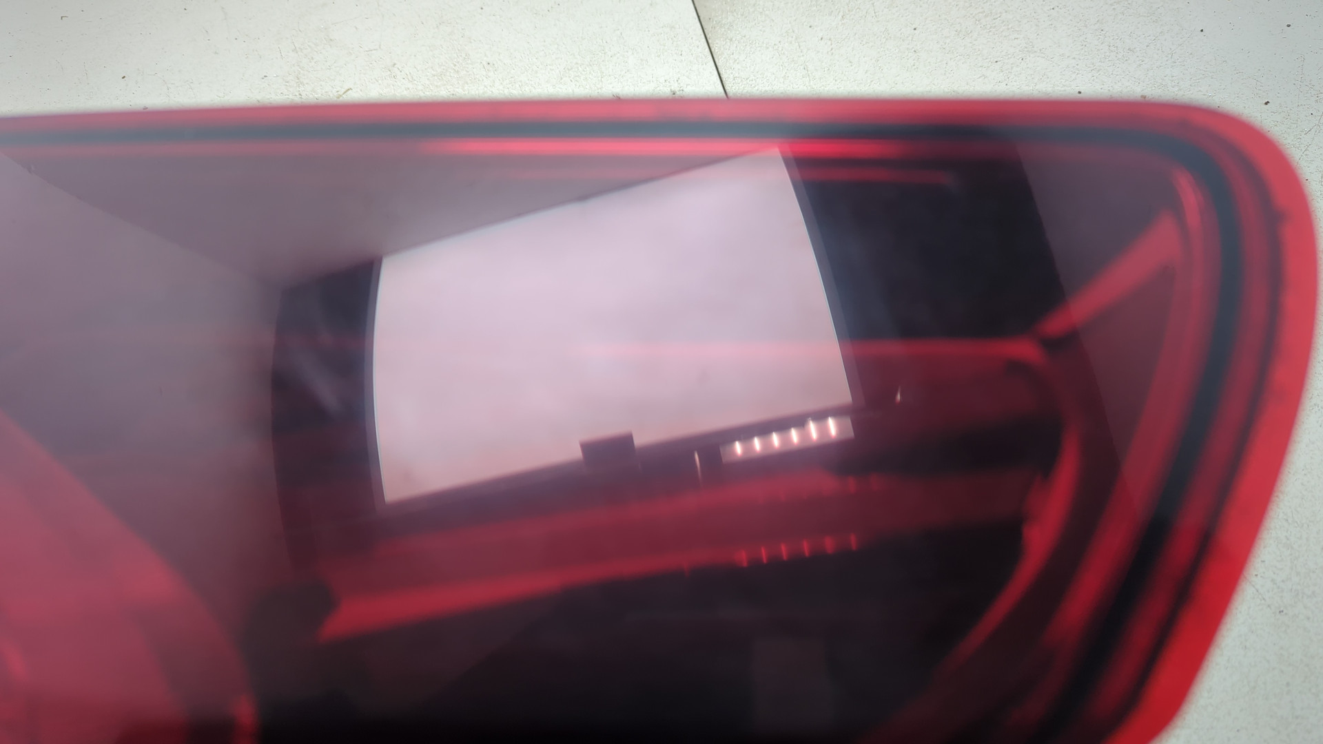 Фонарь задний правый