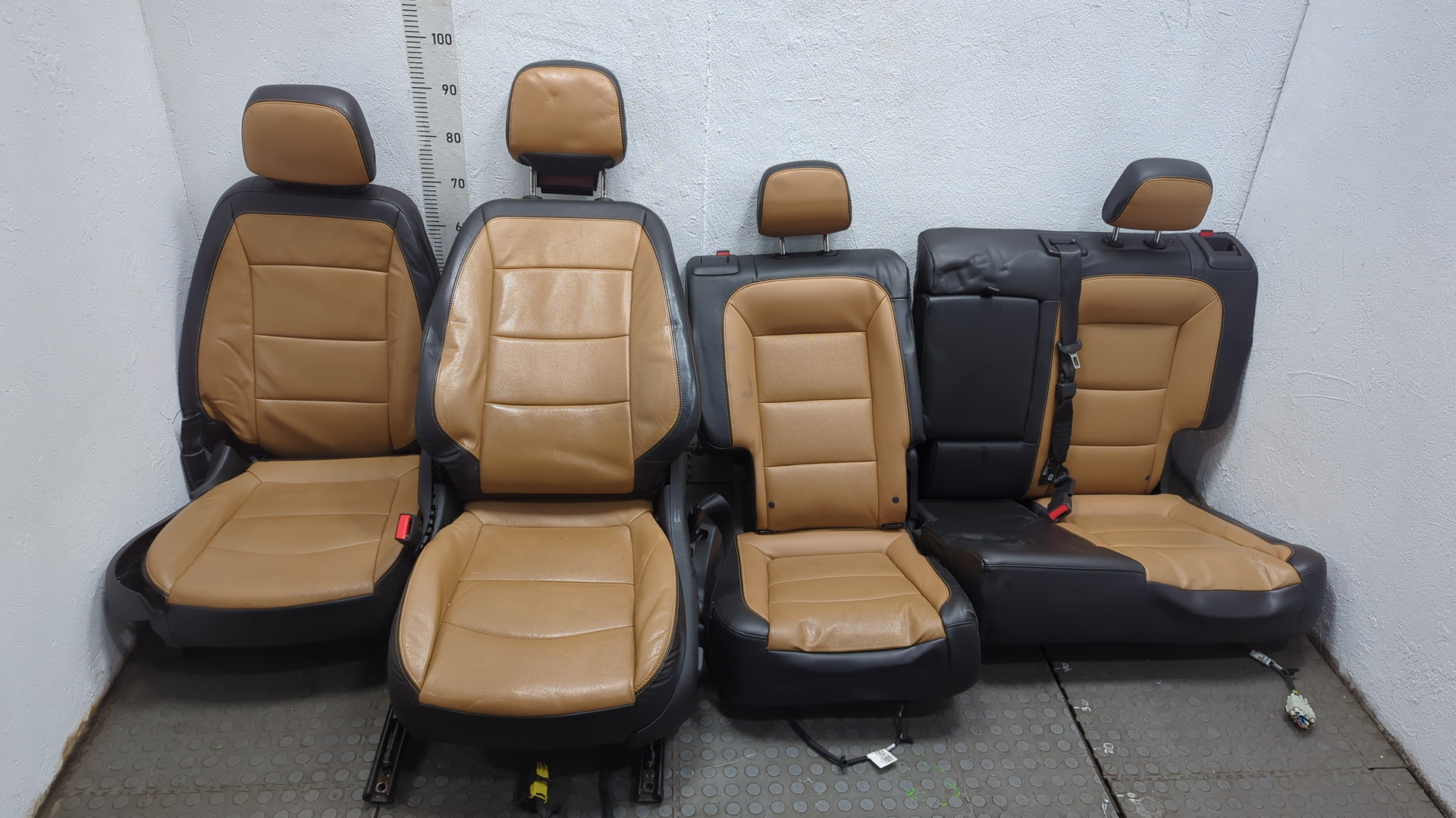 Сиденья комплект