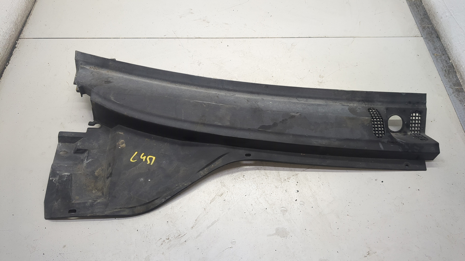 Решетка стеклоочистителей (Жабо)