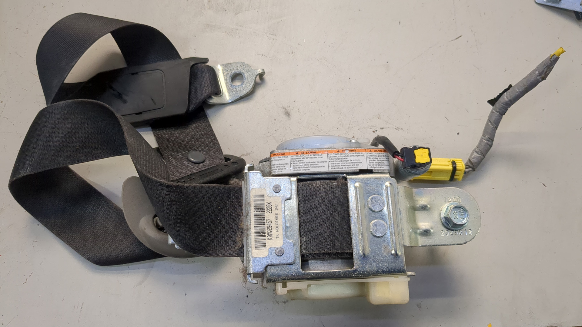 Ремень безопасности